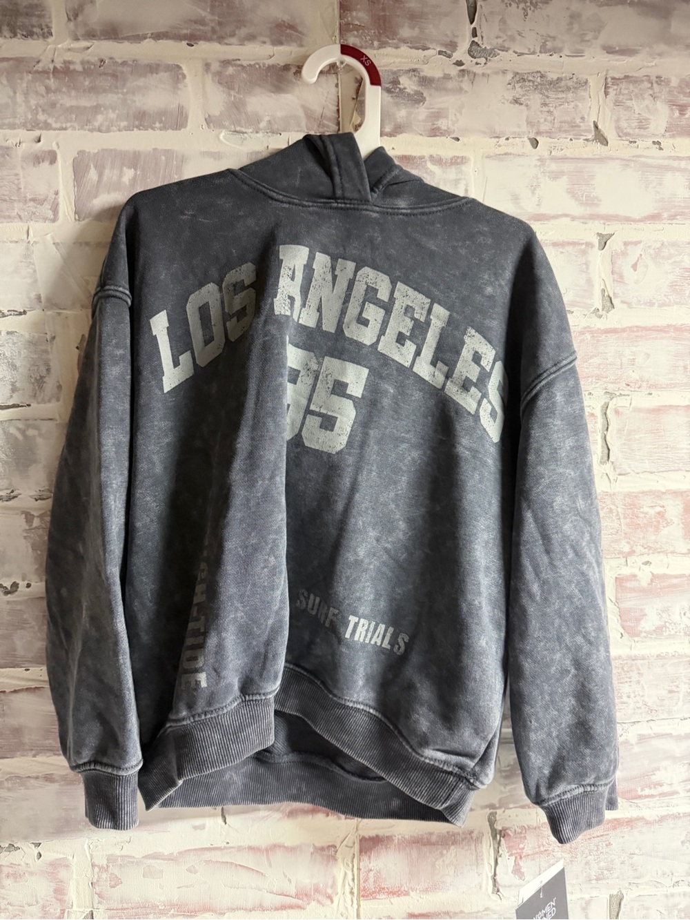 Abercrombie & Fitch Faded Black 'Los Angeles 95' Pullover Hoodie